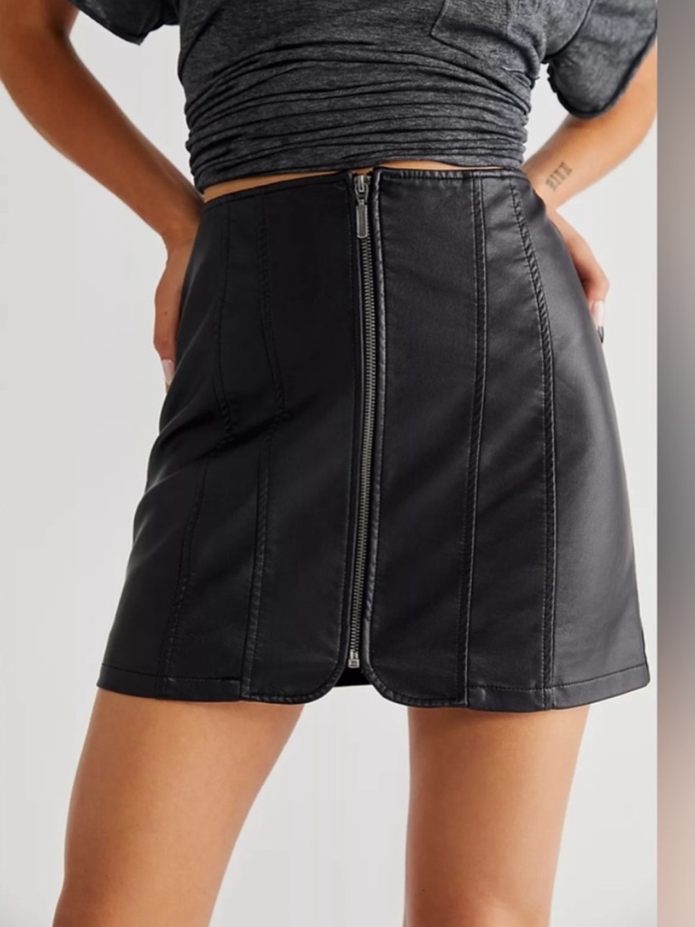 Free People Black Faux Leather Mini Skirt Front Zip Vegan Leather Size 12